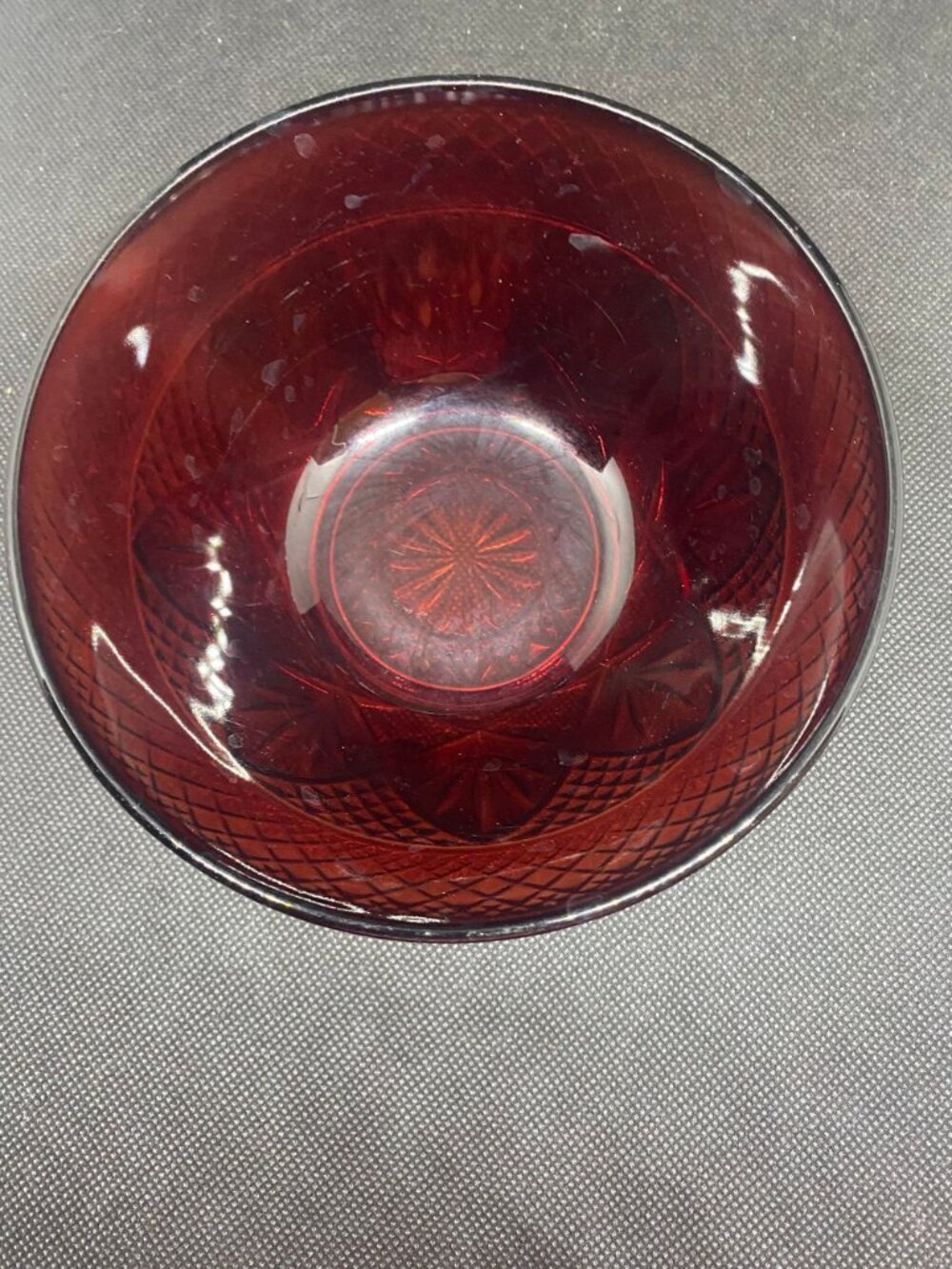 Arcoroc Red Cereal Size Bowl - Picture 4 of 4